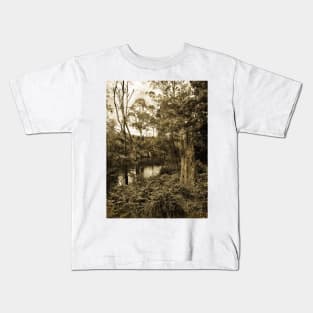 On the Banks of Agnes River Kids T-Shirt